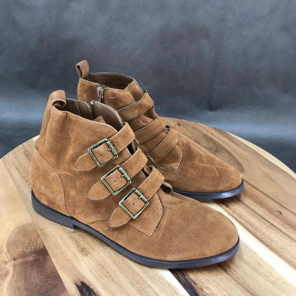XOXO Brown Faux Suede Buckle Adjustable Ankle Boots Womens Size 6 - Picture 1 of 7